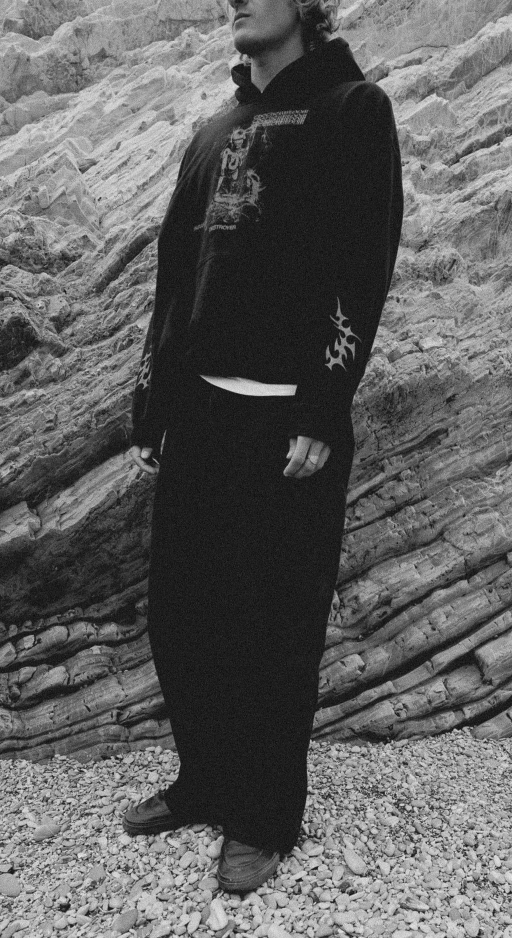 CHROMER HOOD - BLACK